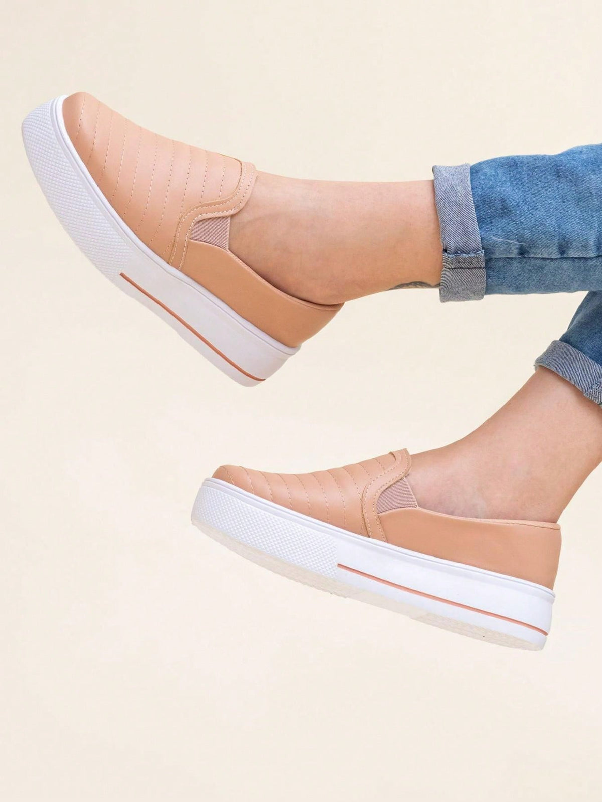 Tênis Slip On Sola Alta Acolchoado