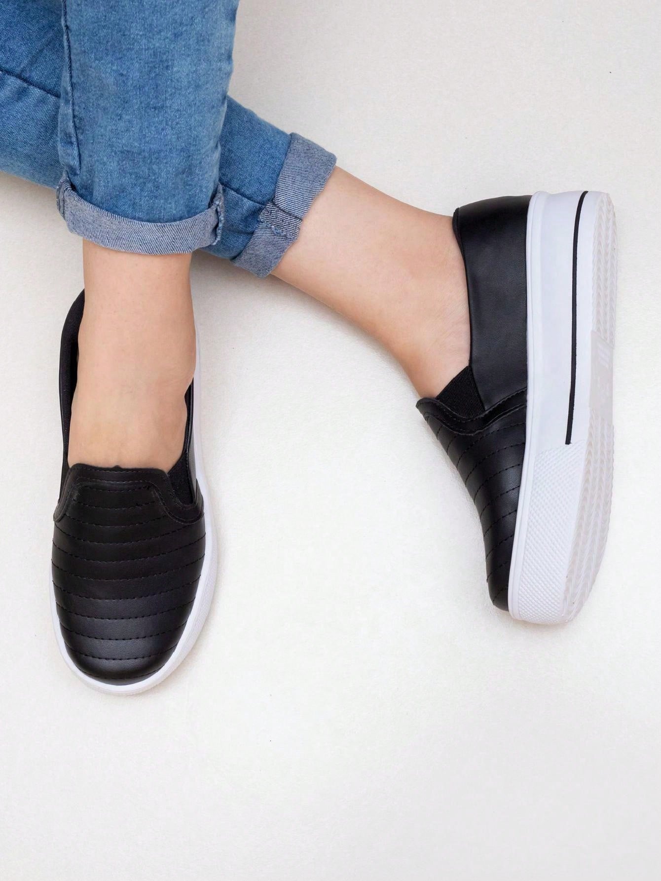 Tênis Slip On Sola Alta Acolchoado