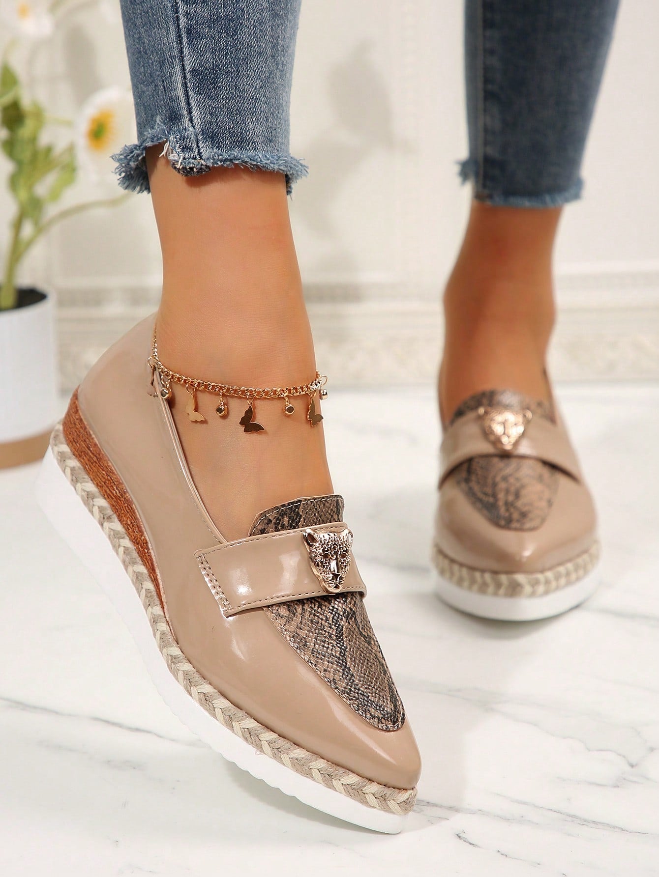 Sapato Mocassim Com Detalhe Snake E Solado Plataforma