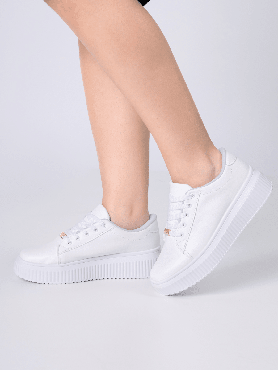 Tênis Casual Sola Tratorada Alta