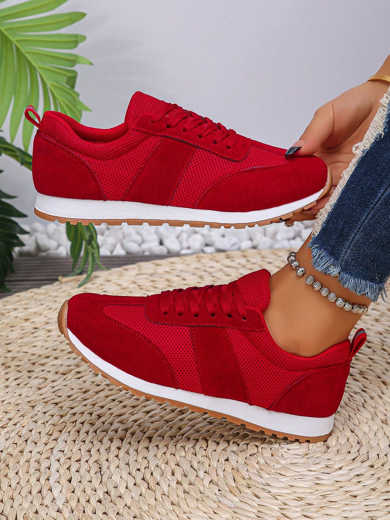 Tênis Esportivo Leve Com Design Moderno