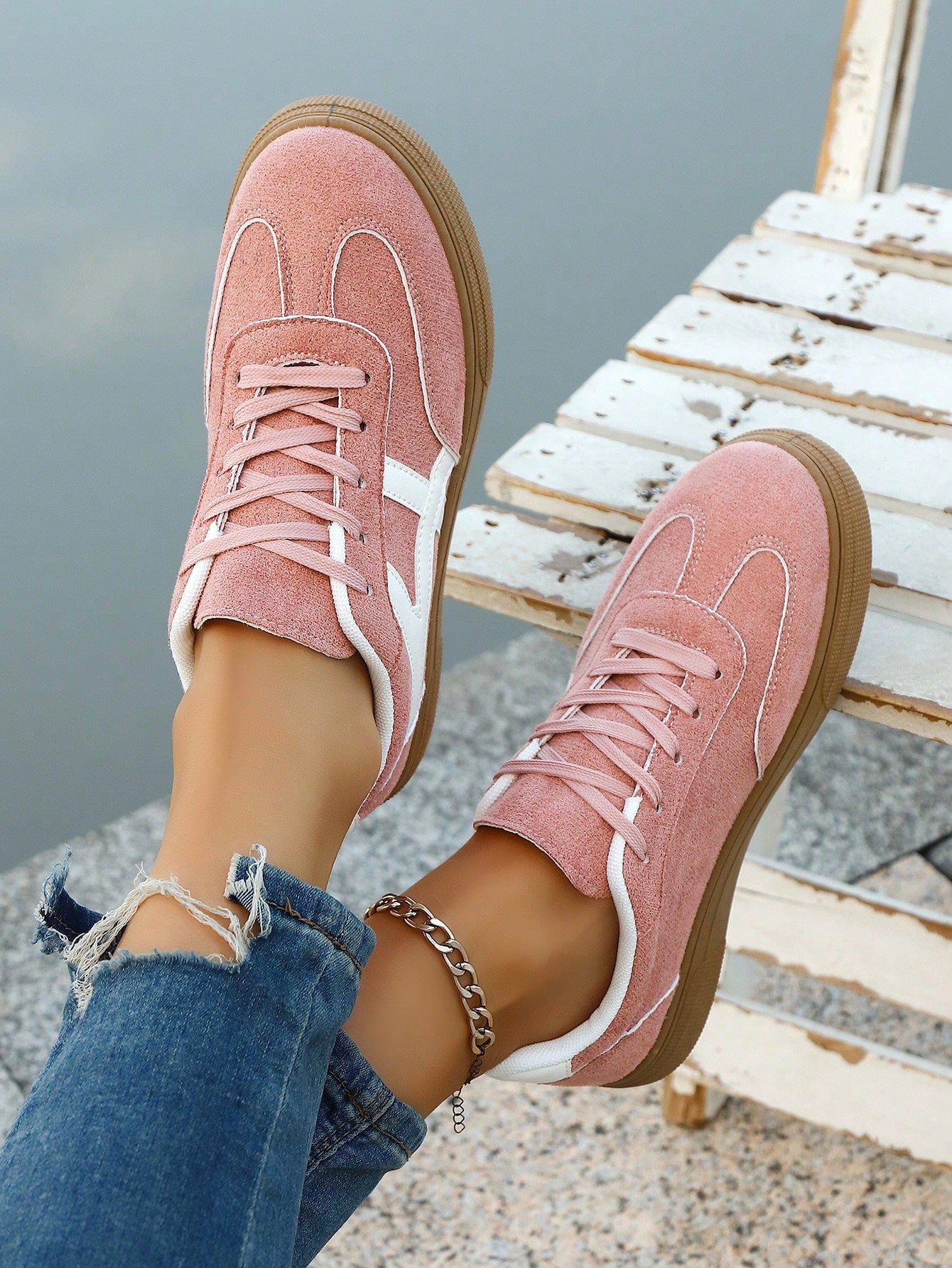 Tênis Casual Básico Com Sola Reta Estilo Minimalista