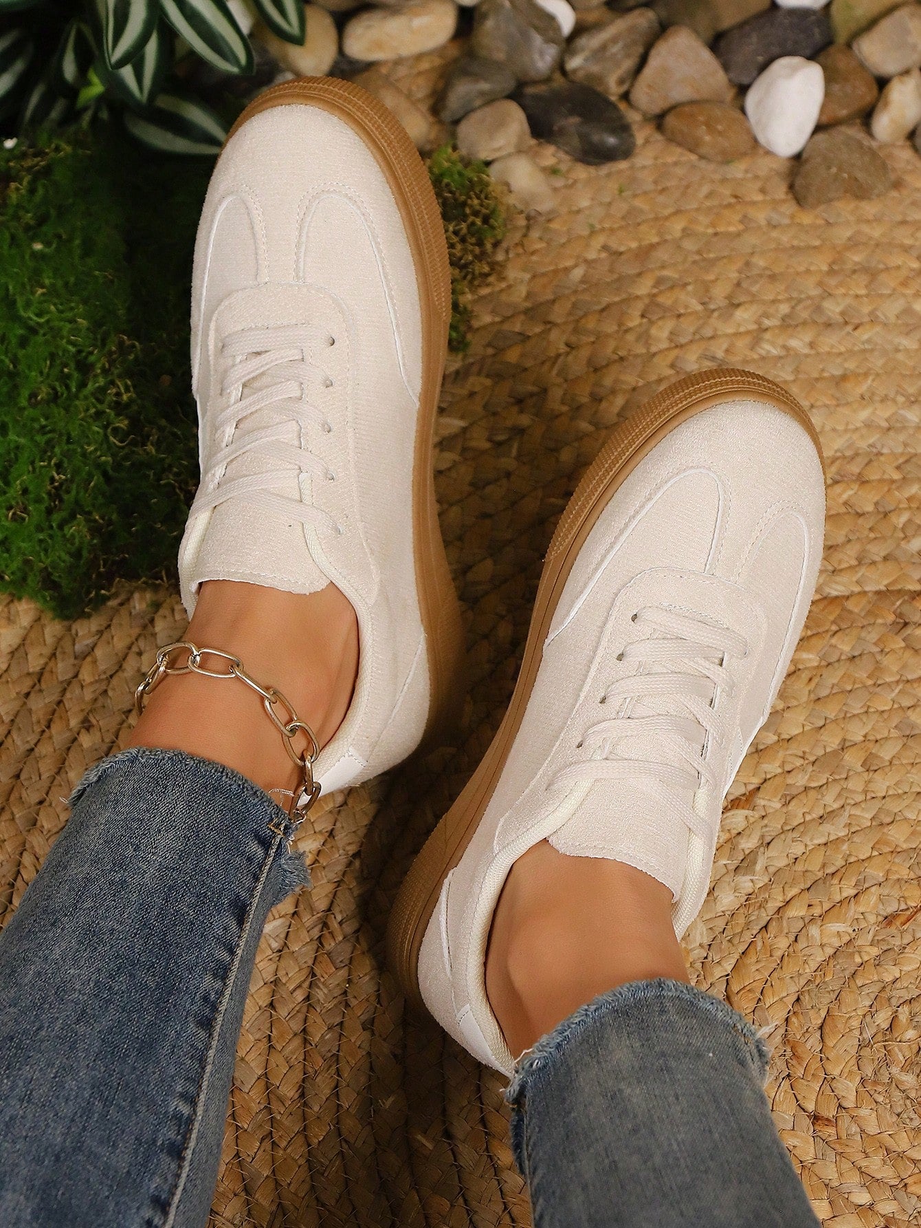Tênis Casual Básico Com Sola Reta Estilo Minimalista