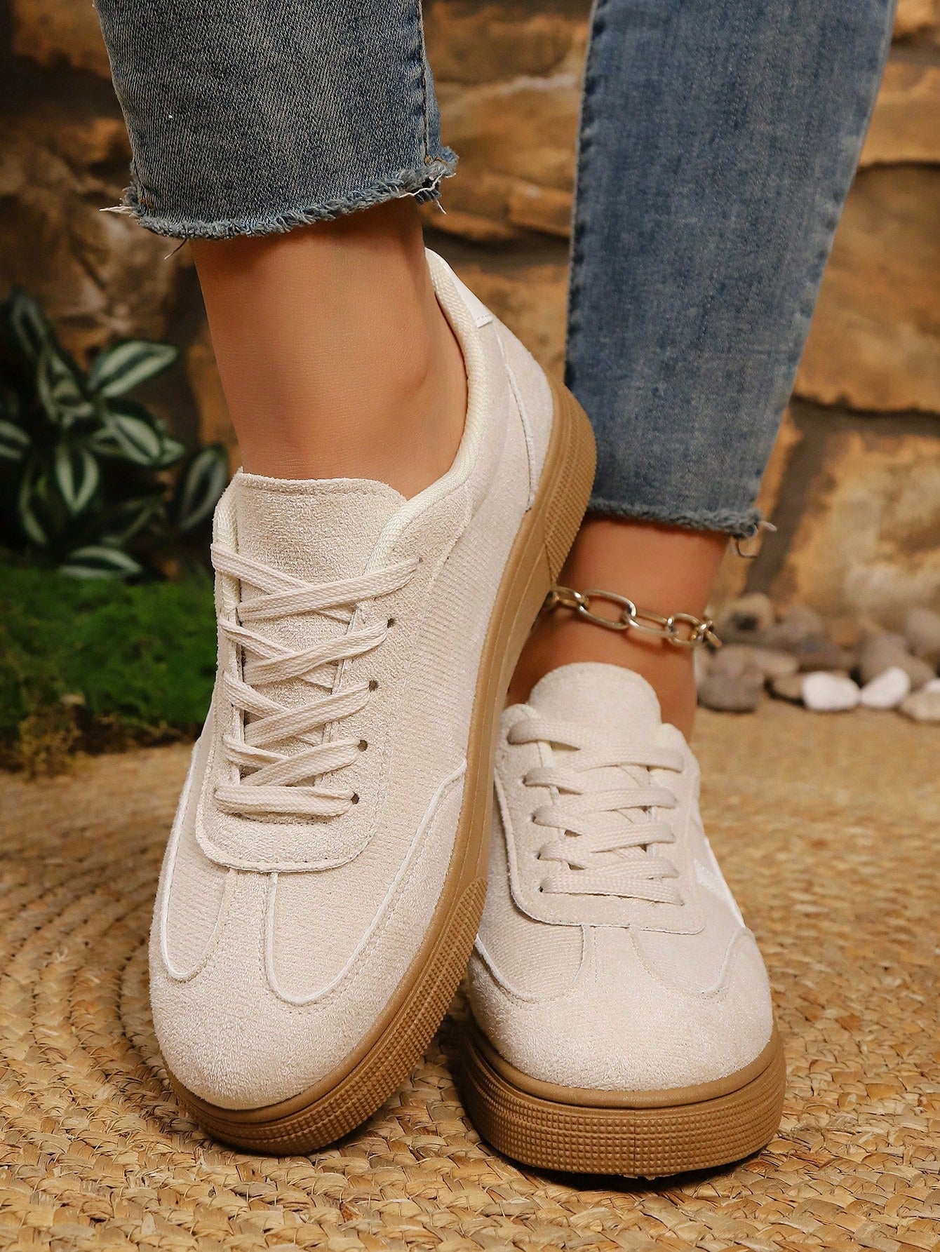 Tênis Casual Básico Com Sola Reta Estilo Minimalista