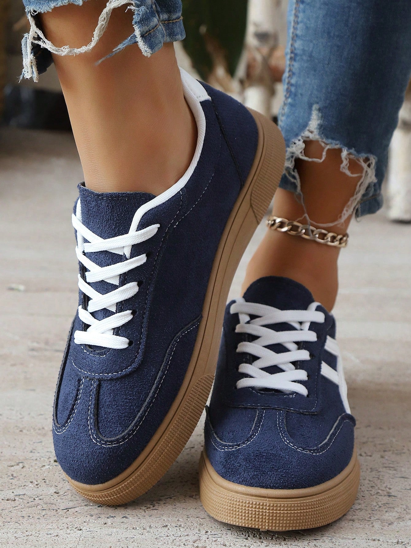 Tênis Casual Básico Com Sola Reta Estilo Minimalista