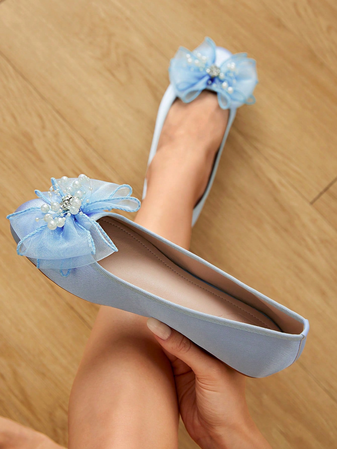Sapatilha com Detalhe Elegante