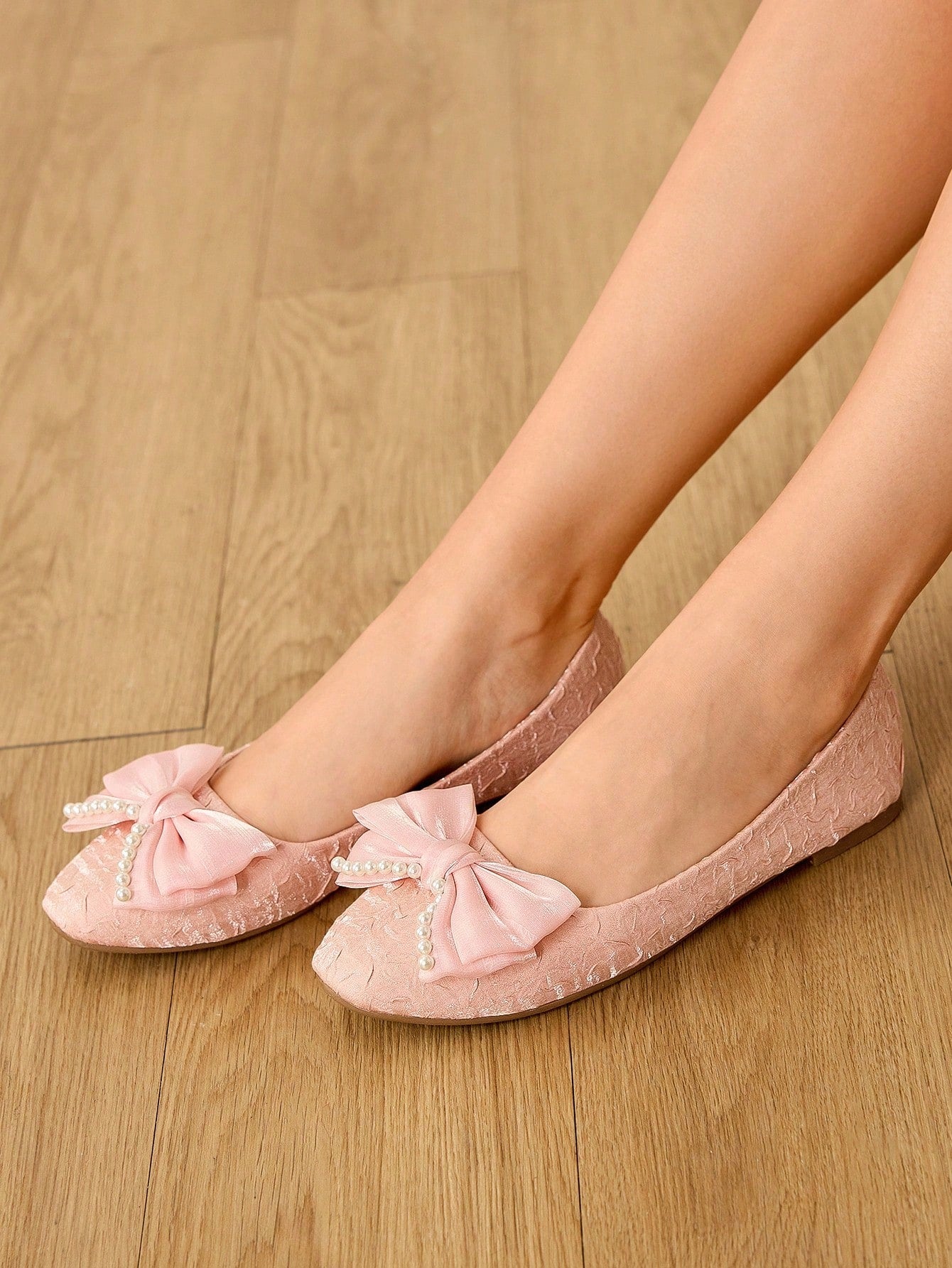 Sapatilha com Laço de Tule e Pérolas