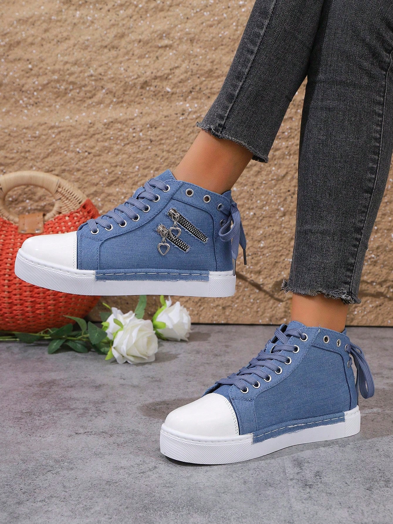 Tênis Casual Cano Alto Com Zíper Decorativo