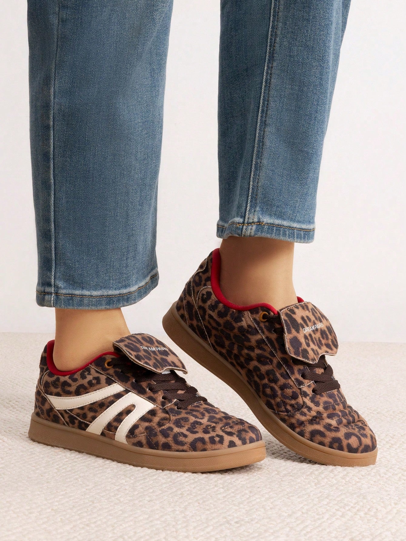 Tênis Casual Estampa Animal Print Com Fecho De Velcro