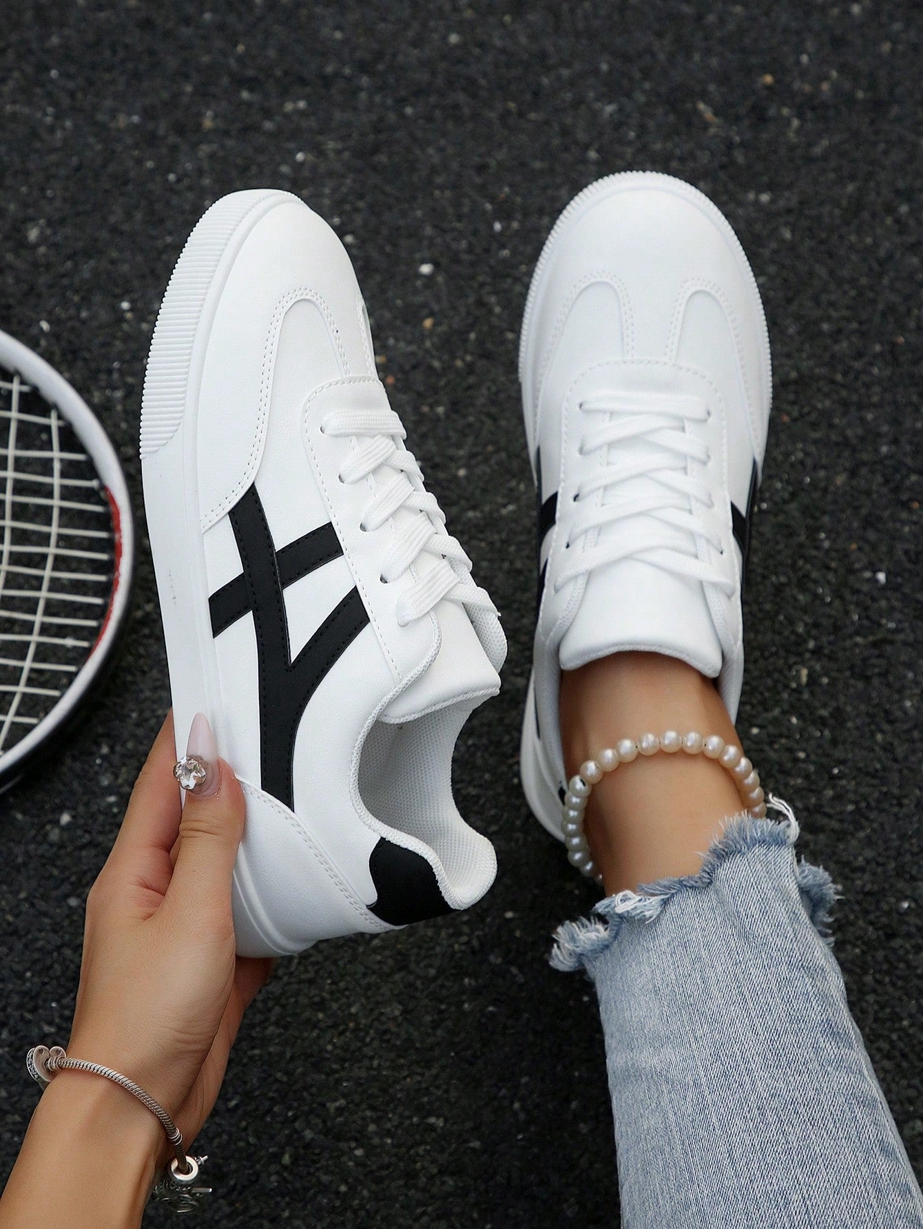 Tênis Casual Estilo Esportivo Com Detalhe Lateral