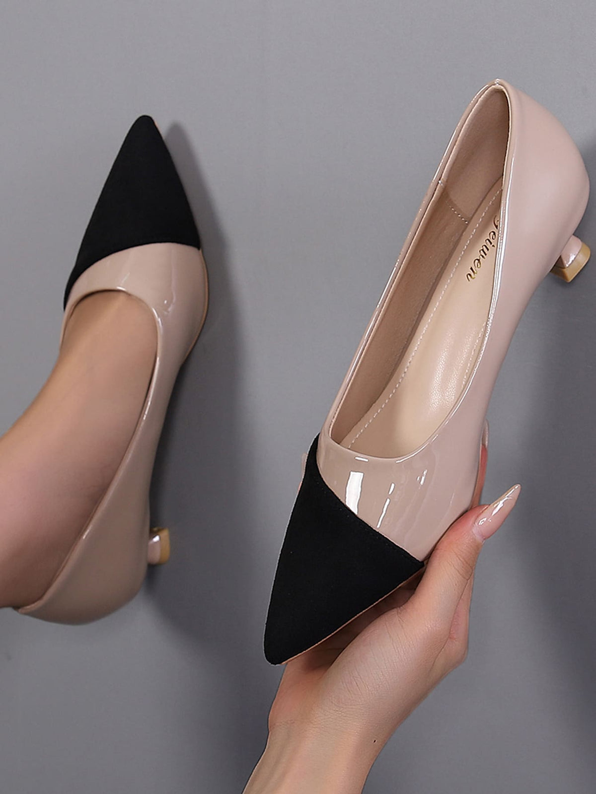 Sapato Scarpin Bico Fino Com Design Bicolor Elegante