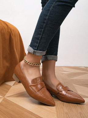 Sapato Mocassim Bico Fino Texturizado Estilo Croco
