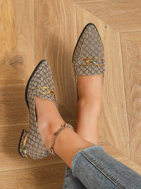 Sapato Mocassim Estampado Com Fivela E Salto Elegante