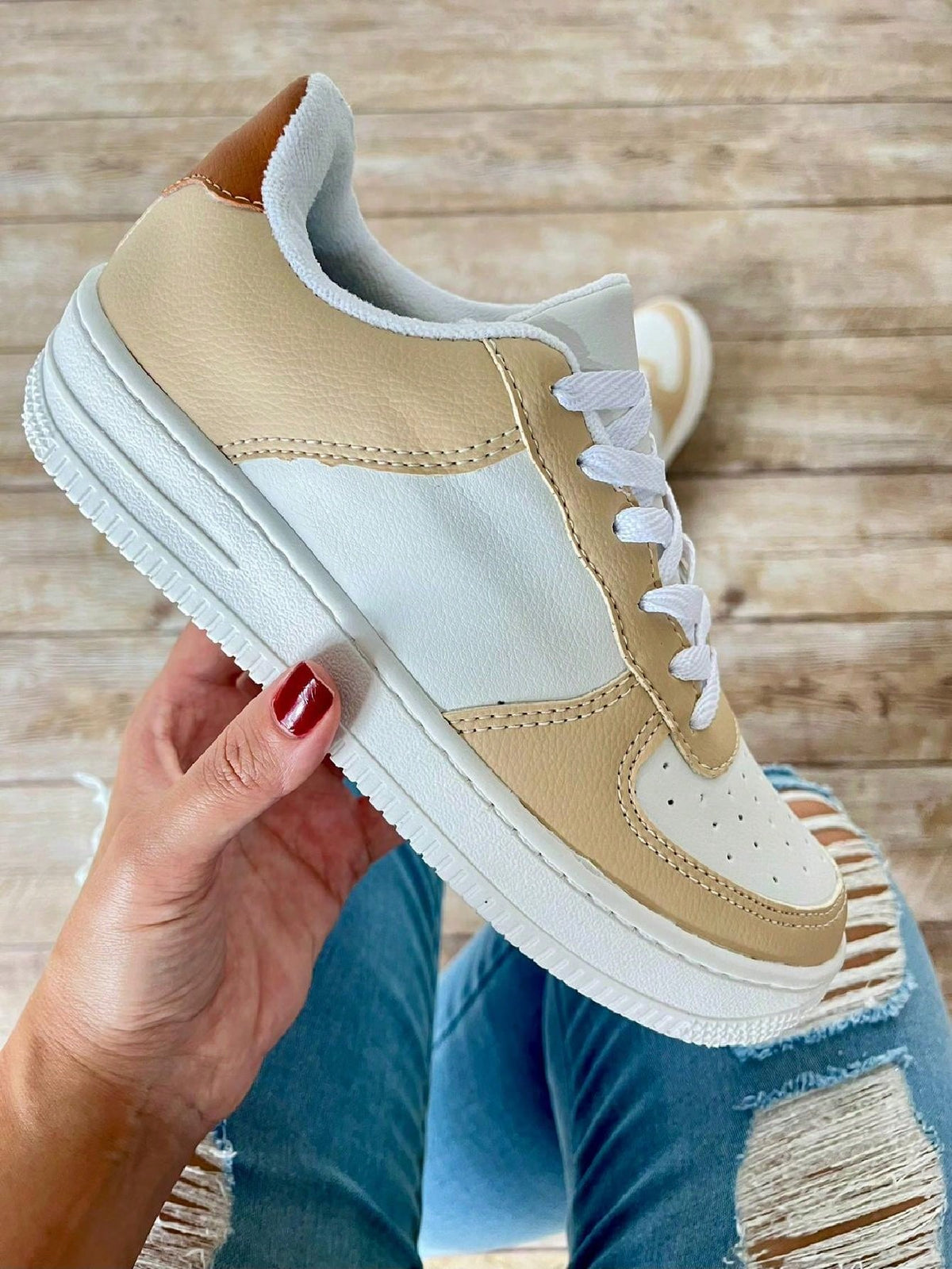 Tênis Chunky Sola Alta Estilo Urbano Confortável