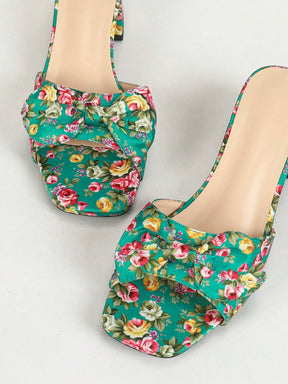 Sandália De Salto Baixo Estampada Com Laço