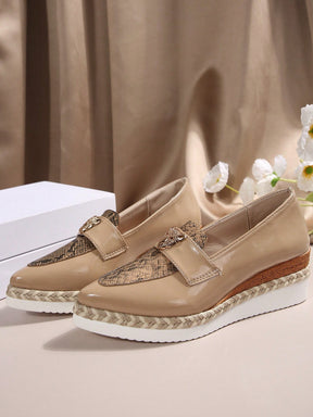 Sapato Mocassim Com Detalhe Snake E Solado Plataforma