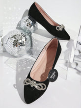 Sapatilha Bico Fino Com Laço De Strass Elegante