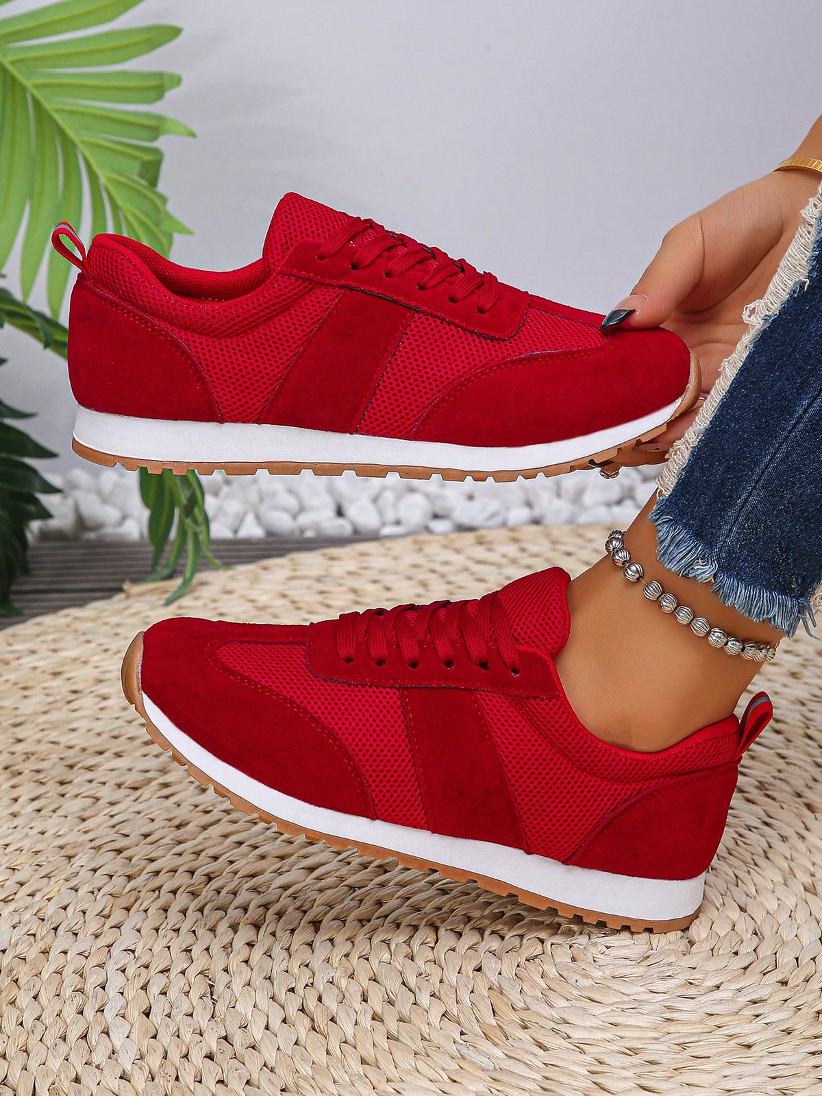 Tênis Esportivo Leve Com Design Moderno