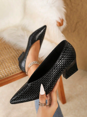 Sapato Scarpin Bico Fino Texturizado Estilo Croco