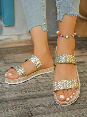 Sandália Flatform Com Tiras Trançadas