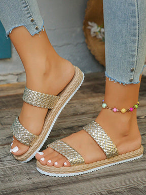Sandália Flatform Com Tiras Trançadas