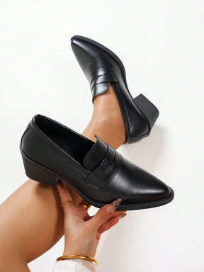 Sapato Mocassim Bico Fino Liso Com Salto Bloco Elegante