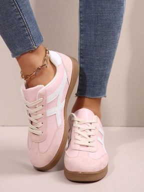 Tênis Casual Estilo Retrô Com Solado Reto Confortável