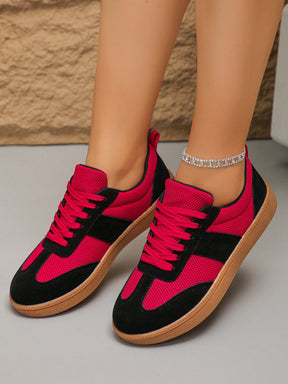 Tênis Casual Estilo Retrô Com Recortes Suede