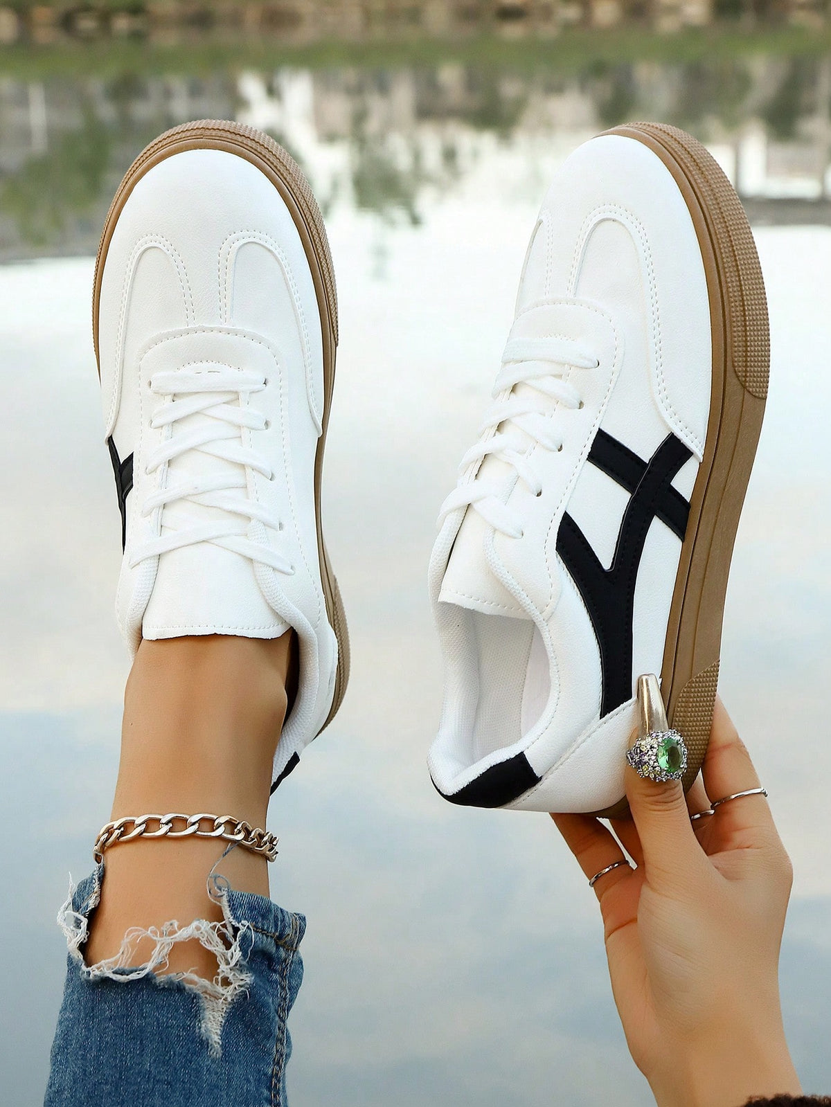Tênis Casual Básico Com Sola Reta Estilo Minimalista