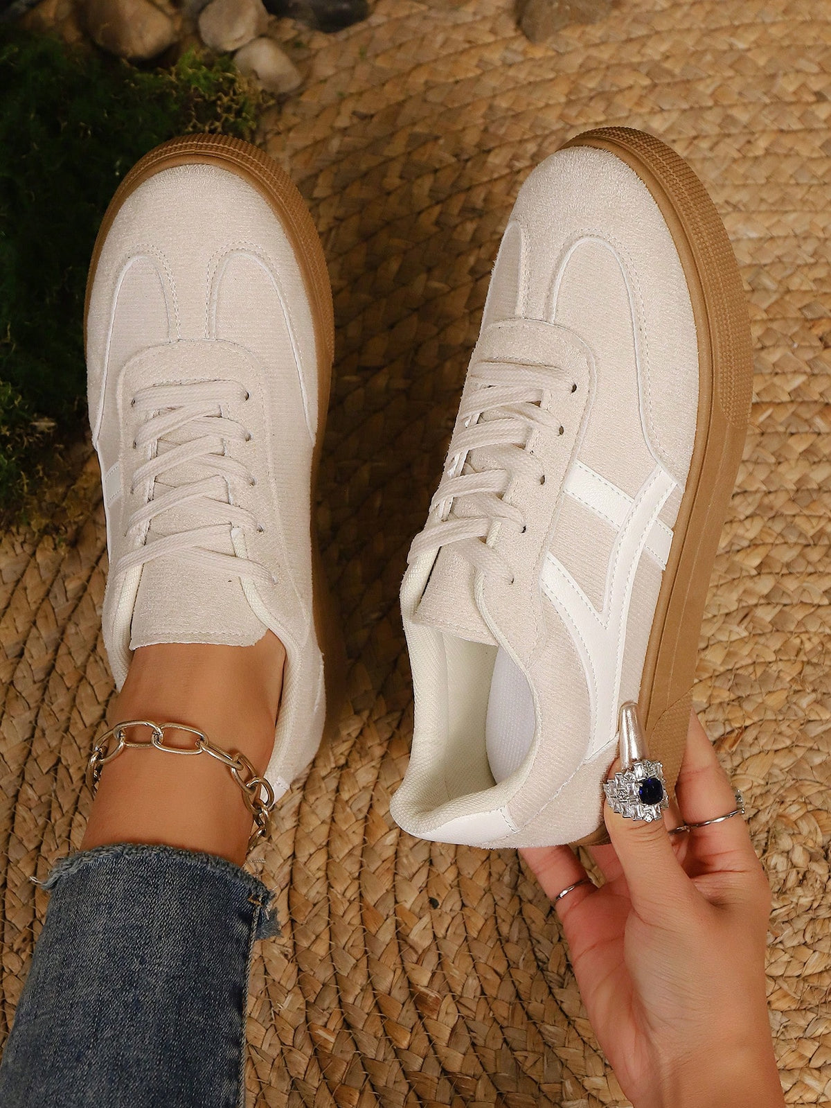 Tênis Casual Básico Com Sola Reta Estilo Minimalista
