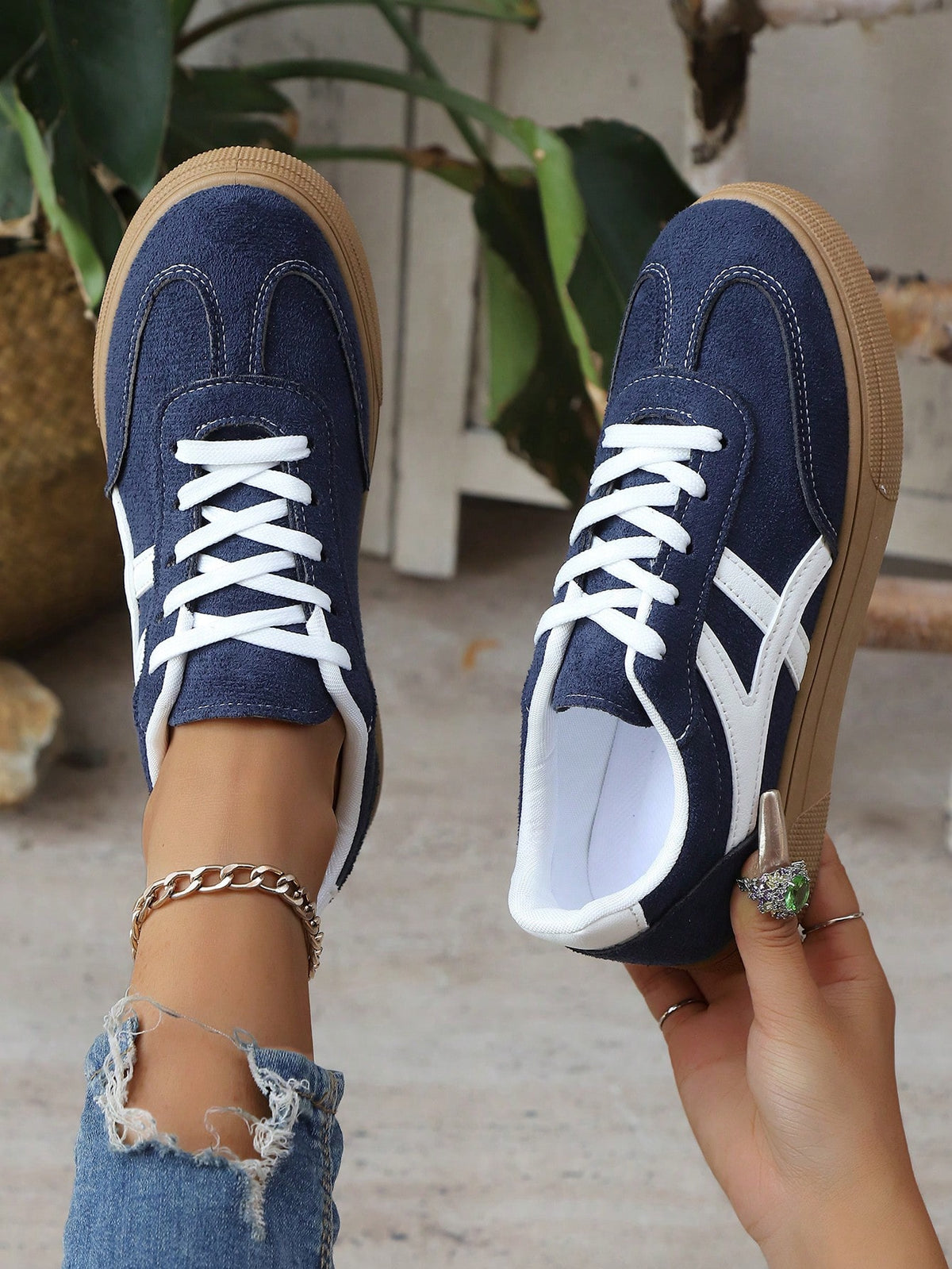 Tênis Casual Básico Com Sola Reta Estilo Minimalista