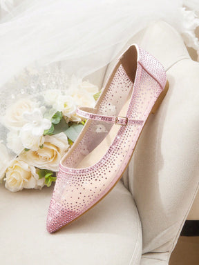Sapatilha Bico Fino com Strass e Tira Elegante