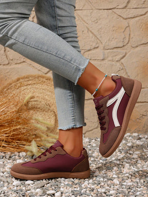 Tênis Casual Estilo Retrô Com Detalhe Lateral