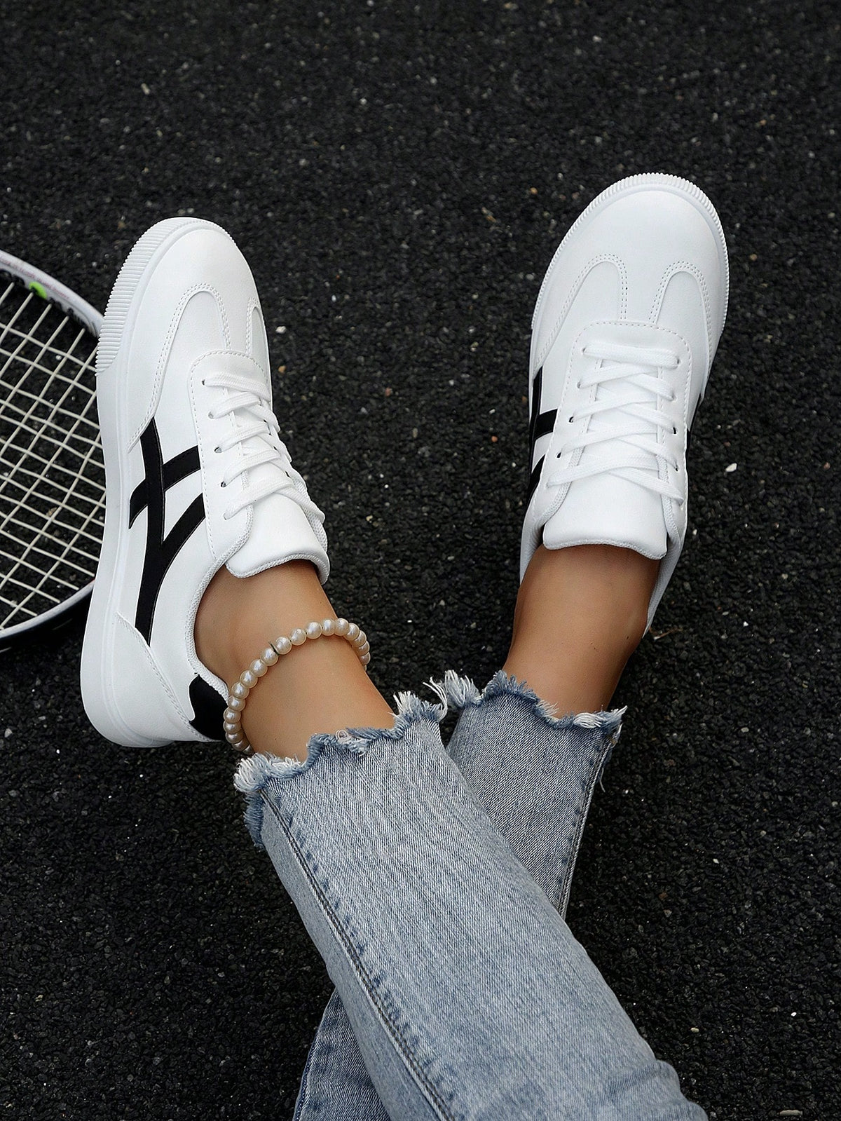 Tênis Casual Estilo Esportivo Com Detalhe Lateral