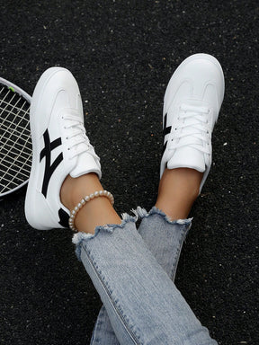 Tênis Casual Estilo Esportivo Com Detalhe Lateral